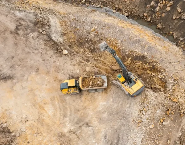 heavy-industrial-excavator-digs-the-ground-and-tra-2025-03-06-01-21-30-utc